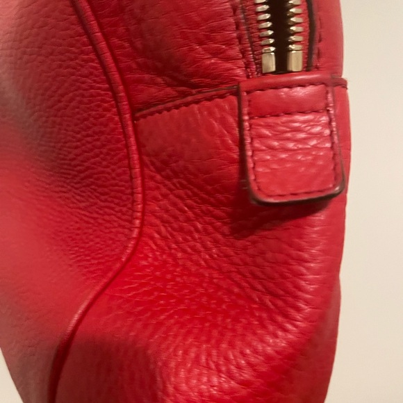 100% Authentic Gucci large soho bag with chain strap - Picture 8 of 13